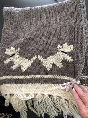 Vintage Like new Byblos Knit Scarf Taupe & Cream w Dog Motif made in Italy
